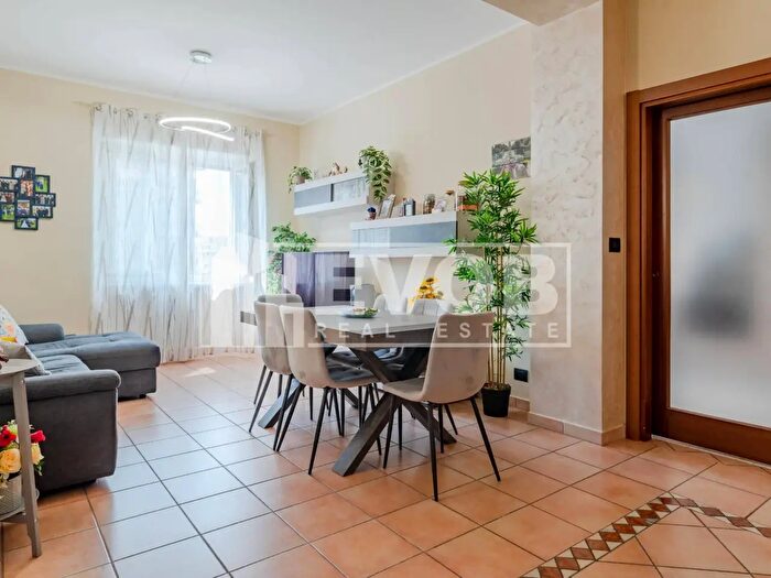 Appartamento quadrilocale in vendita in Via Ignazio Vian, Torino
