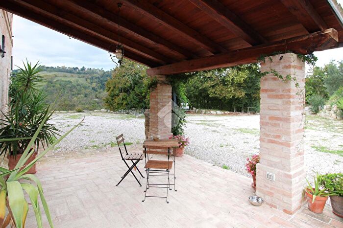 Casa con 6 locali in vendita in Contrada Mileto, Ponzano Di Fermo