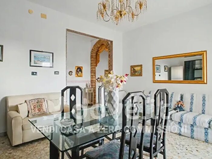 Appartamento trilocale in vendita in Via Cantorata, Mottola