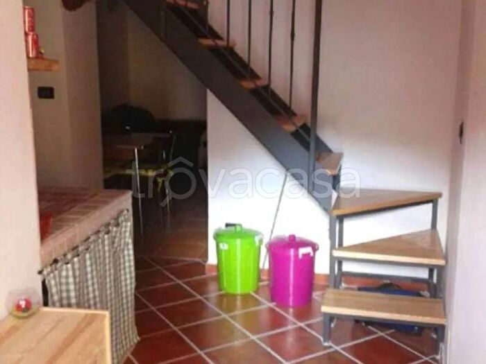 Casa quadrilocale in vendita in Via del Chioso Passerano At Italy, Passerano Marmorito