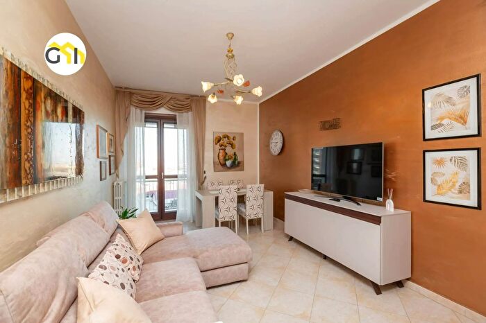 Appartamento trilocale in vendita in Corso Taranto Torino, Torino