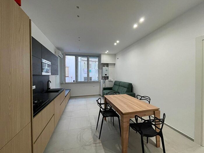 Appartamento trilocale in affitto in Via Maggiore Pietro Toselli, Libertà Villabianca, Palermo