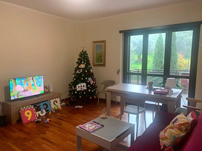 Appartamento quadrilocale in affitto in Via Giovanni Boccaccio, Surdo, Rende