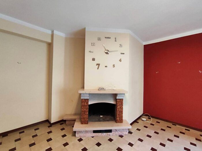Appartamento con 5 locali in affitto in Via Rinaldo dAquino, Montella