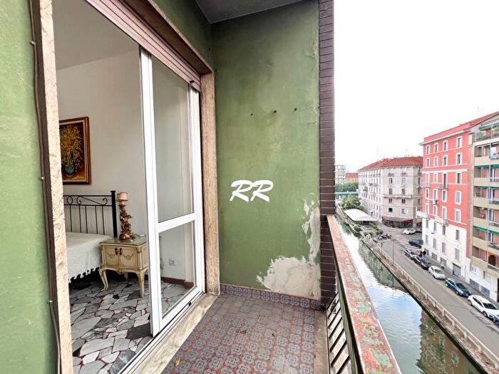 Appartamento bilocale in affitto in Alzaia Naviglio Pavese, Navigli Darsena, Milano