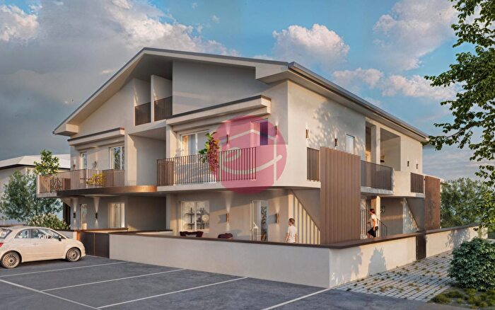 Appartamento con 5 locali in vendita in Savignano Sul Rubicone