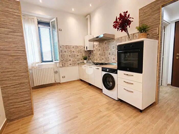 Appartamento bilocale in vendita in Via Visconti, Desio