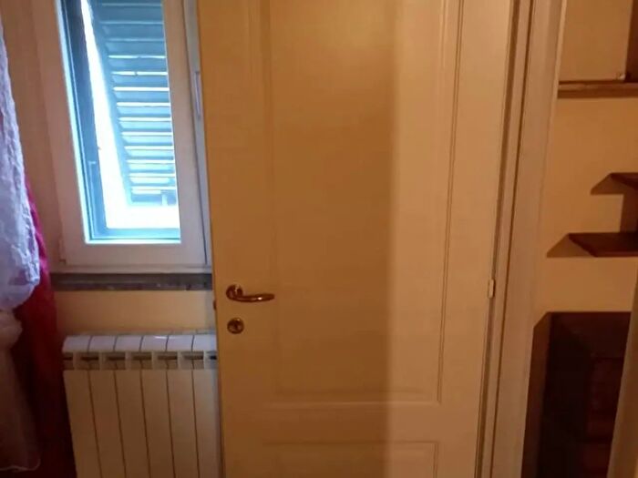 Appartamento bilocale in affitto in Via delle Cave, Livorno