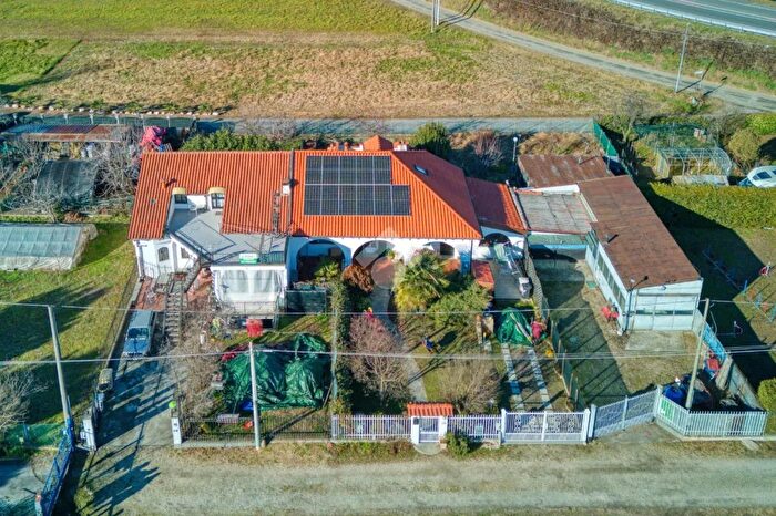 Casa con 6 locali in vendita in Regione Bronzina, Orbassano