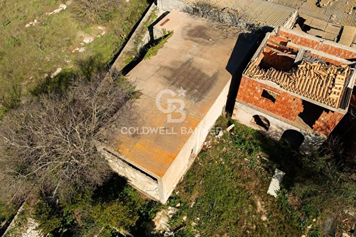 Casa quadrilocale in vendita in Via Ettore Fieremosca, Ragusa