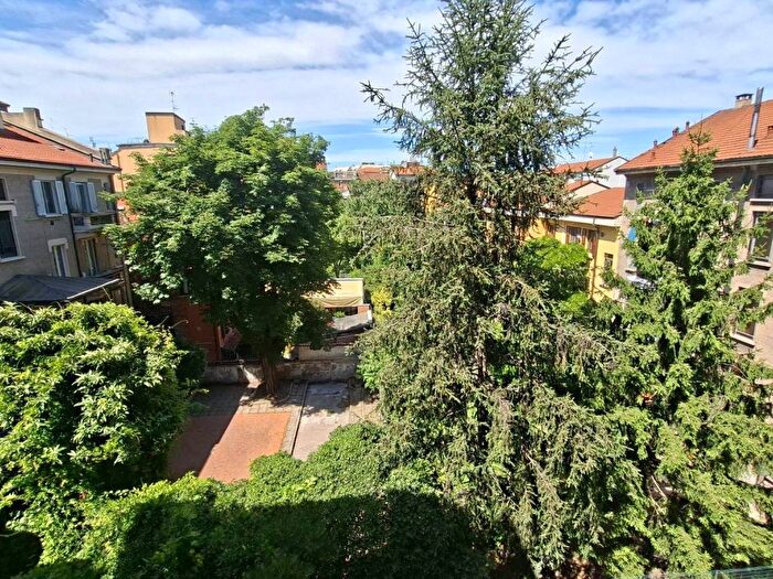 Appartamento trilocale in affitto in Piazza Aspromonte, Città Studi, Milano