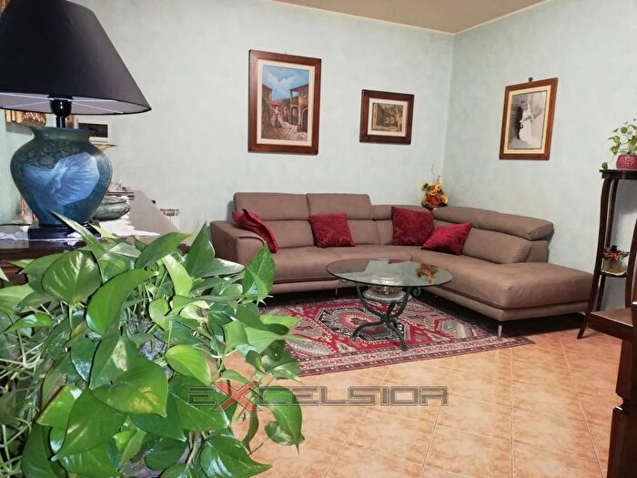 Appartamento trilocale in vendita in Via G Matteotti N Bis Cavarzere, Cona