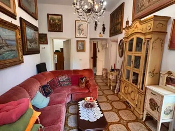 Appartamento quadrilocale in vendita in Via dei Tulipani, Nettuno