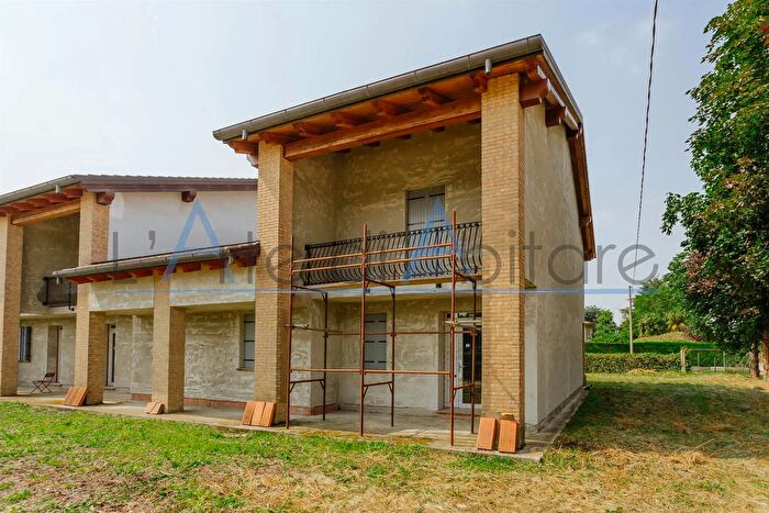 Casa con 6 locali in vendita in SantAngelo di Piove di Sacco, SantAngelo Di Piove Di Sacco