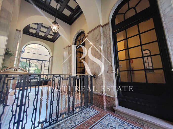 Appartamento con 5 locali in affitto in Via Benedetto Marcello, Buenos Aires, Milano