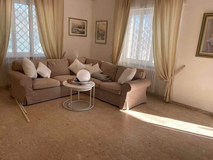 Casa con 6 locali in affitto in Via del Paradiso, Forte Dei Marmi