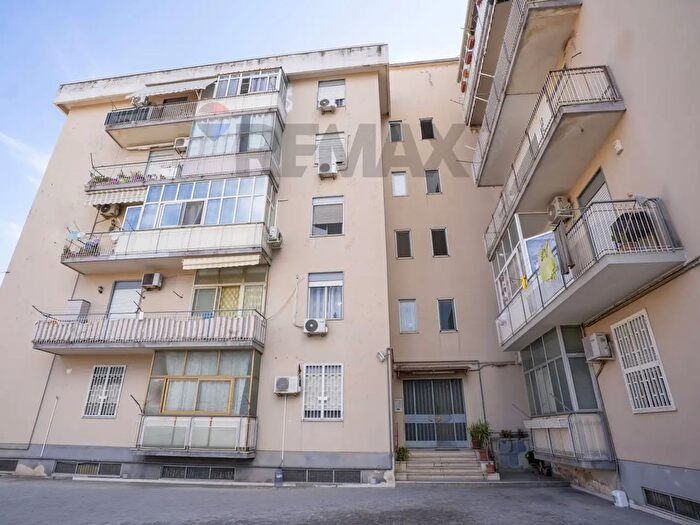 Appartamento con 5 locali in vendita in Via Giuseppe Missori, Catania