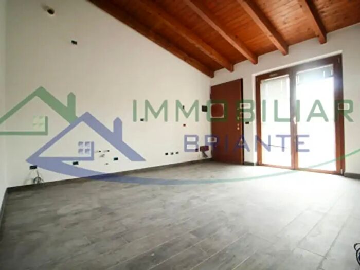 Appartamento bilocale in vendita in Via Giuseppe Giusti, Somma Lombardo