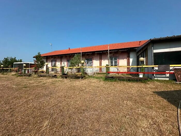 Casa con 6 locali in vendita in Cascina Pomassino, Olcenengo