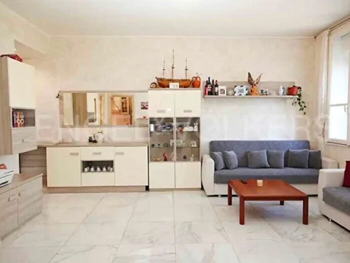 Appartamento bilocale in vendita in Via Achille Feraboli, Milano