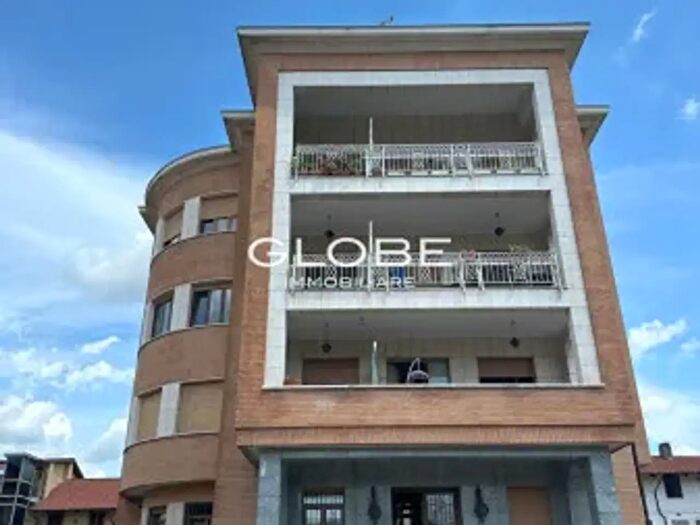 Appartamento quadrilocale in vendita in Via Santa Lucia, Mathi