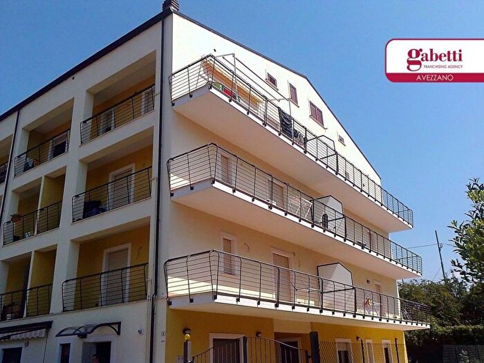 Appartamento trilocale in affitto in Centro, Avezzano