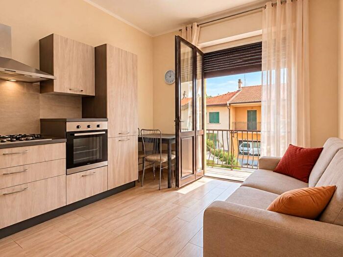 Appartamento trilocale in vendita in Corso Francia, San Rocco Castagnaretta, Cuneo