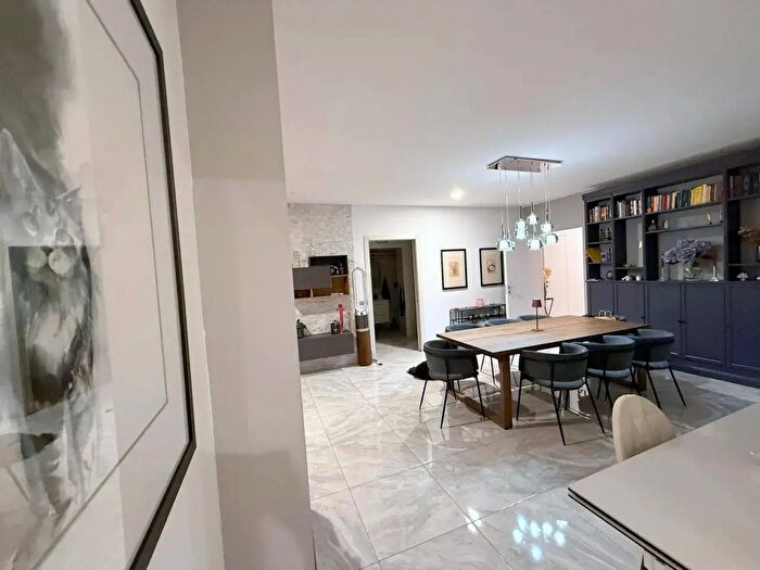 Appartamento quadrilocale in vendita in Via Luigi Pellizzo, Padova