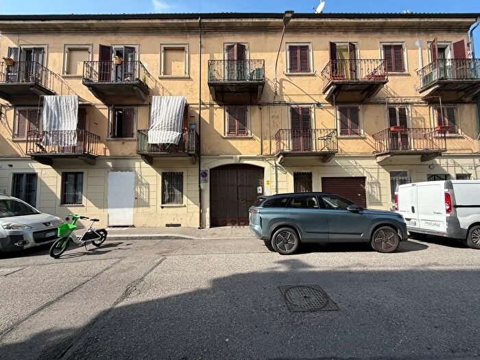Appartamento monolocale in affitto in Via Chiusella, Torino