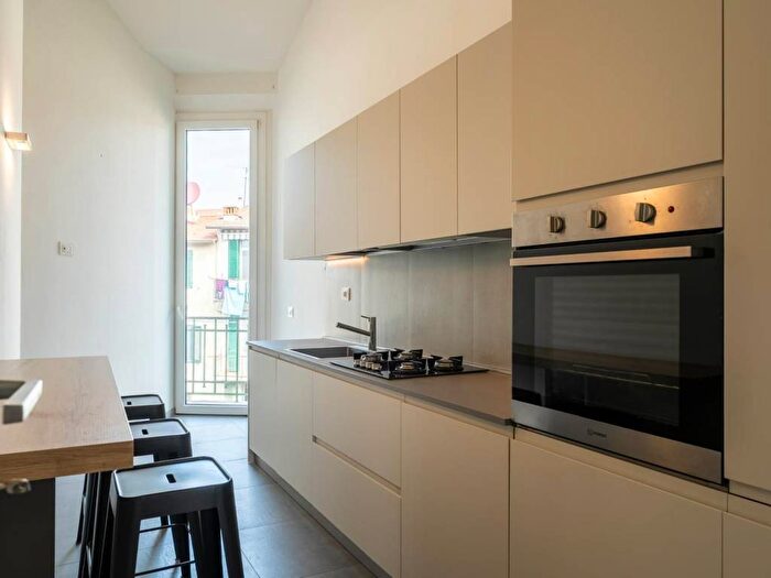 Casa quadrilocale in affitto in Via Giovanni Fabbroni, Leopoldo Vittorio Emanuele Statuto, Firenze