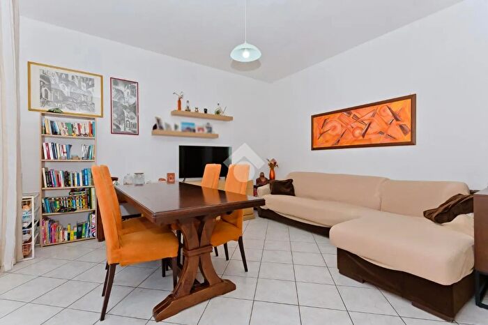 Appartamento trilocale in vendita in Via Gramsci, Chieri