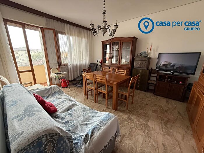 Appartamento trilocale in vendita in Via Chieppara, Adria