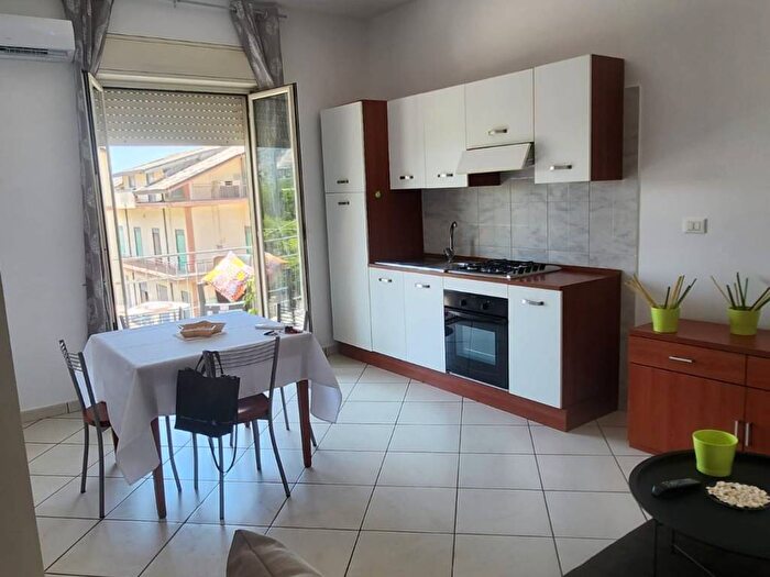 Appartamento bilocale in affitto in Viale delle Medaglie dOro, Stadio, Caserta