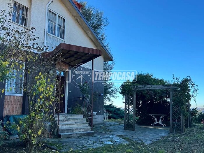 Casa con 6 locali in vendita in Via Messo, Villa DAdda