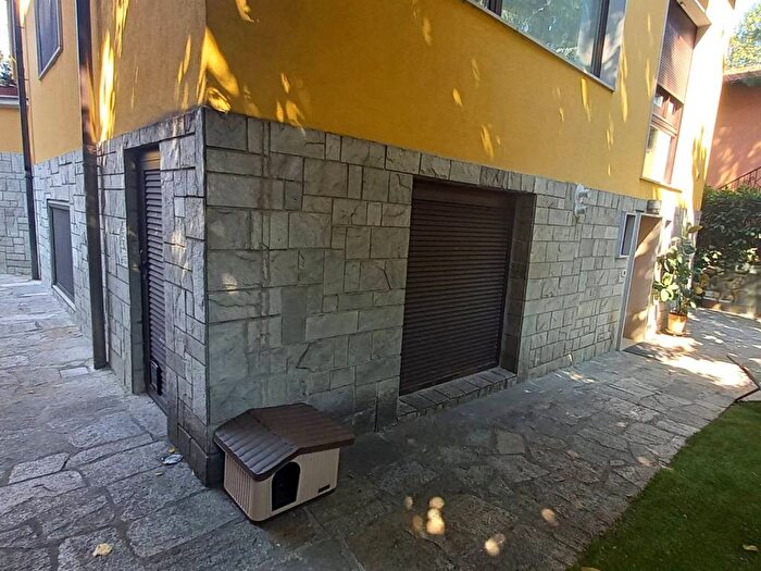 Appartamento bilocale in affitto in Via Arbe, Maggiolina, Milano