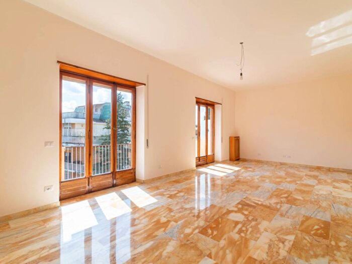 Appartamento con 5 locali in affitto in Via Claudio Achillini, Talenti Monte Sacro, Roma