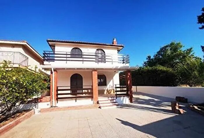 Casa quadrilocale in vendita in Baia del Silenzio, Augusta