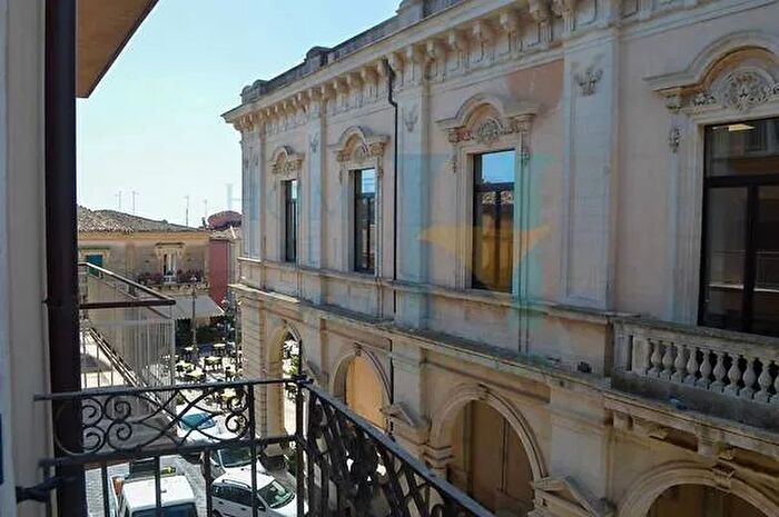 Casa in vendita in Palazzolo Acreide, Noto