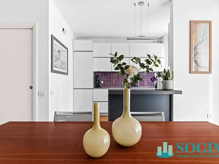 Appartamento trilocale in vendita in Via Dardanoni, Milano