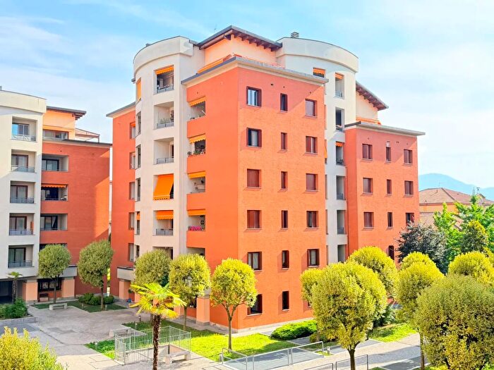 Appartamento bilocale in vendita in Via Cesare Battisti, Seriate