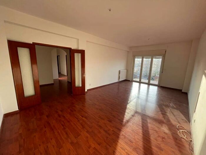 Appartamento con 6 locali in vendita in Via Don Torello, Latina