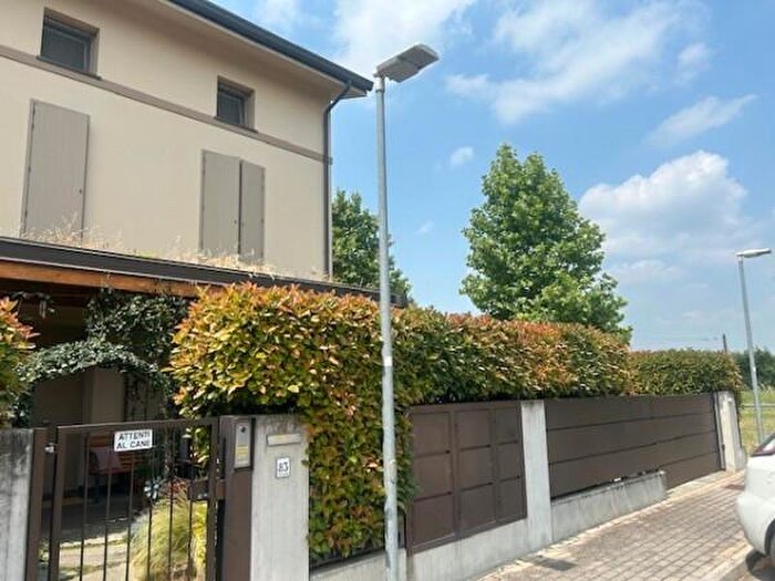 Casa con 5 locali in vendita in Via Giovanni E Vincenzo Placci, Faenza