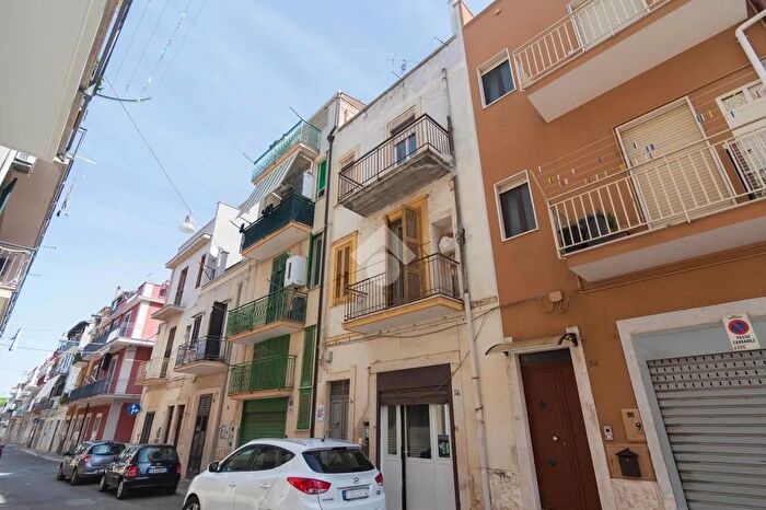 Casa quadrilocale in vendita in Via Armando Diaz, Conversano