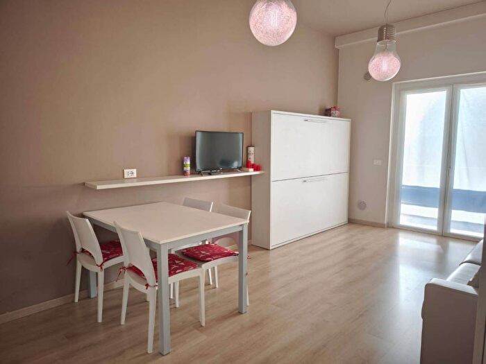 Appartamento monolocale in affitto in Via Rucola, Centro, Castione della Presolana