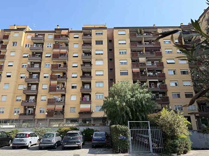 Appartamento quadrilocale in vendita in Via Cesare Massini, Roma