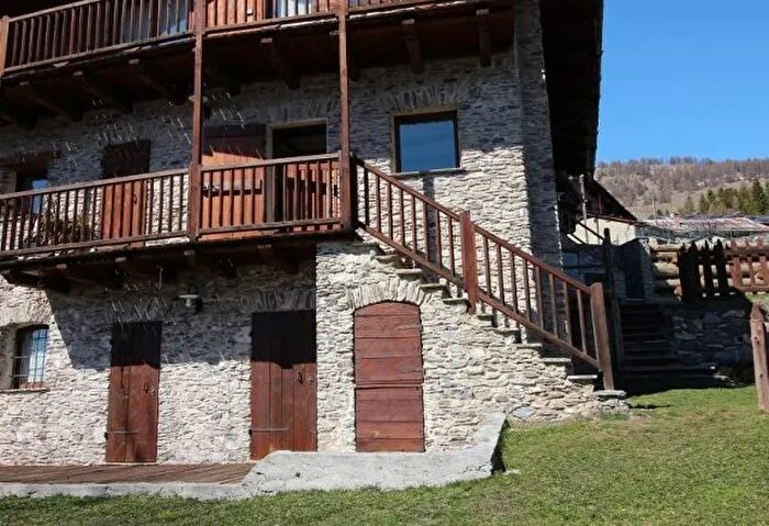 Appartamento trilocale in affitto in Sestriere