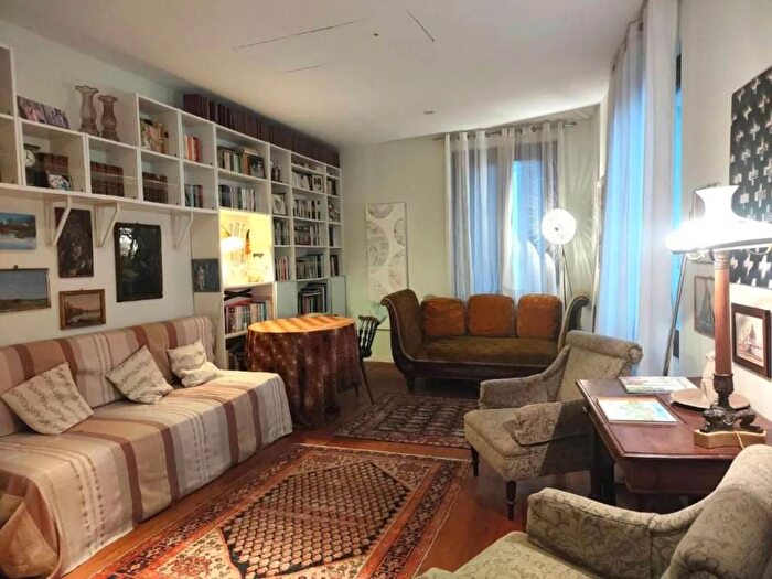 Appartamento quadrilocale in affitto in Calle Della Carità, Accademia Salute, Venezia