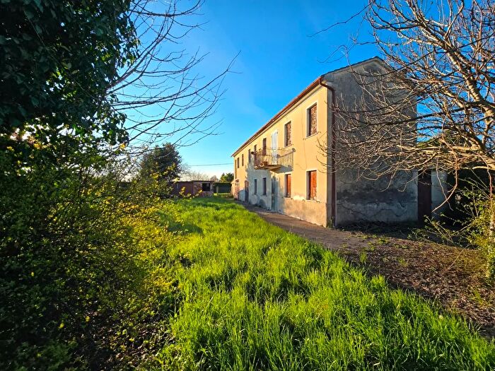 Casa in vendita in Fossò, Fosso
