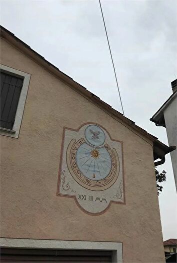 Casa con 12 locali in vendita in Nervesa della Battaglia Sovilla Via Lasinio, Montebelluna