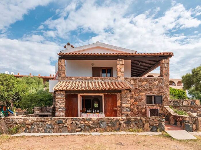 Appartamento trilocale in affitto in Pittulongu, Olbia